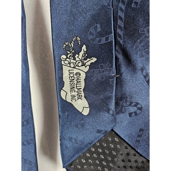 Vintage Hallmark Mens Christmas Tie Yule Tie Greetings Blue Reindeer Silk‎ - Picture 5 of 5